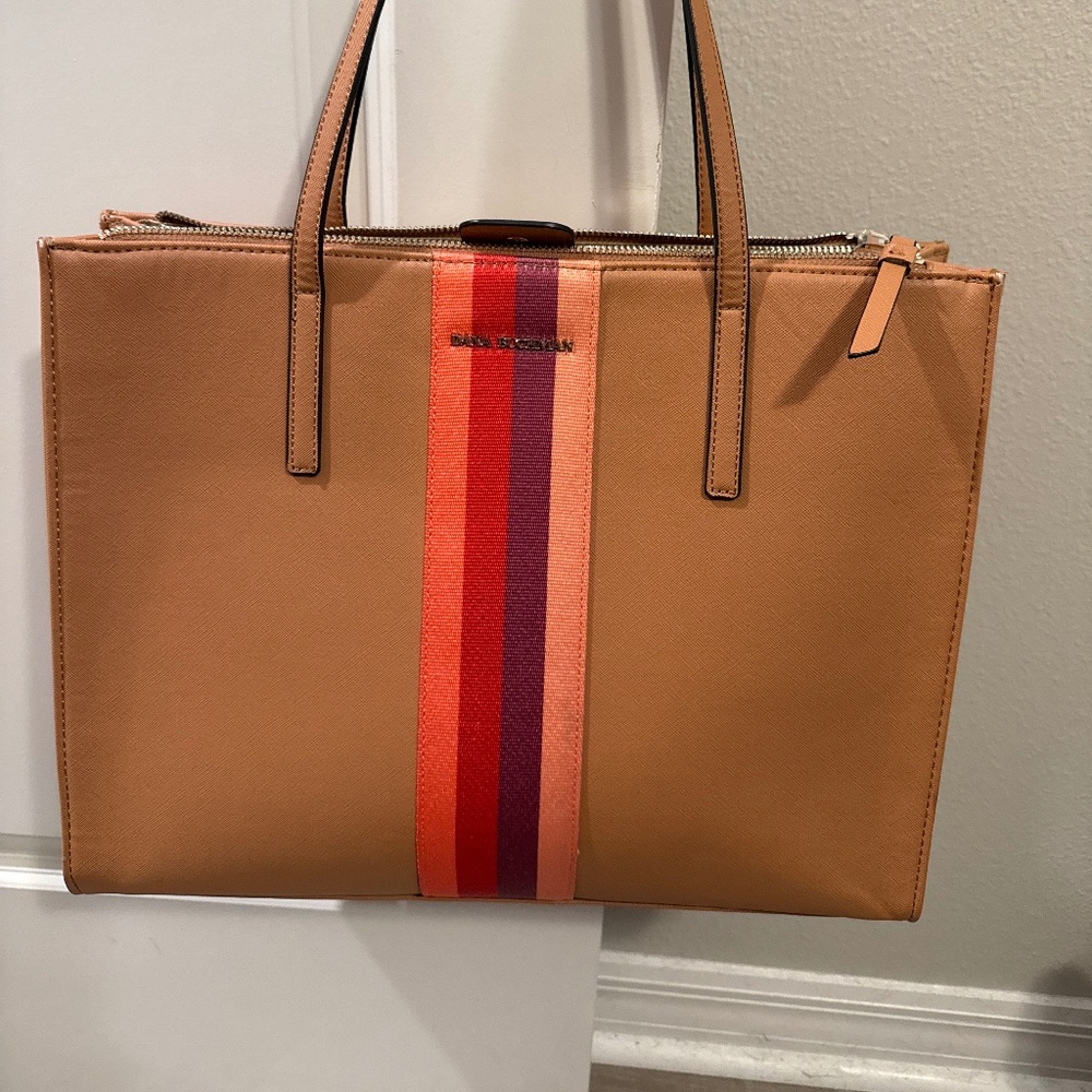 Travel purse
